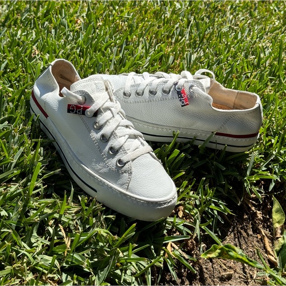 PAUL GREEN Carly White Leather low top sneakers size UK 3US 5.5 gently used